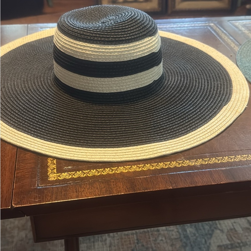 Black and Cream Wide Brim Hat